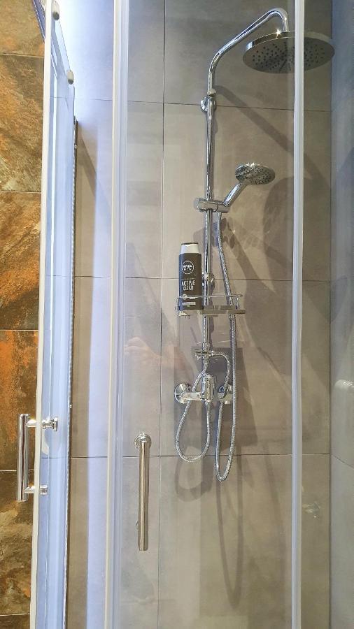 Modern Apartment In The City Center Katowice Bagian luar foto