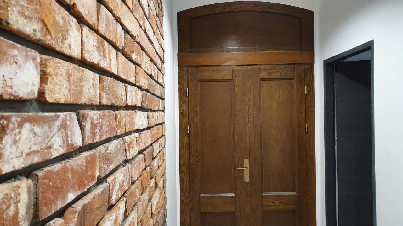 Modern Apartment In The City Center Katowice Bagian luar foto